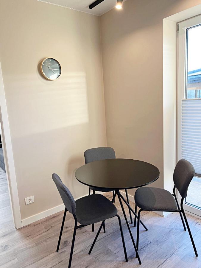 Clinic Studio Apartments By Hostlovers Kaunas Exterior foto